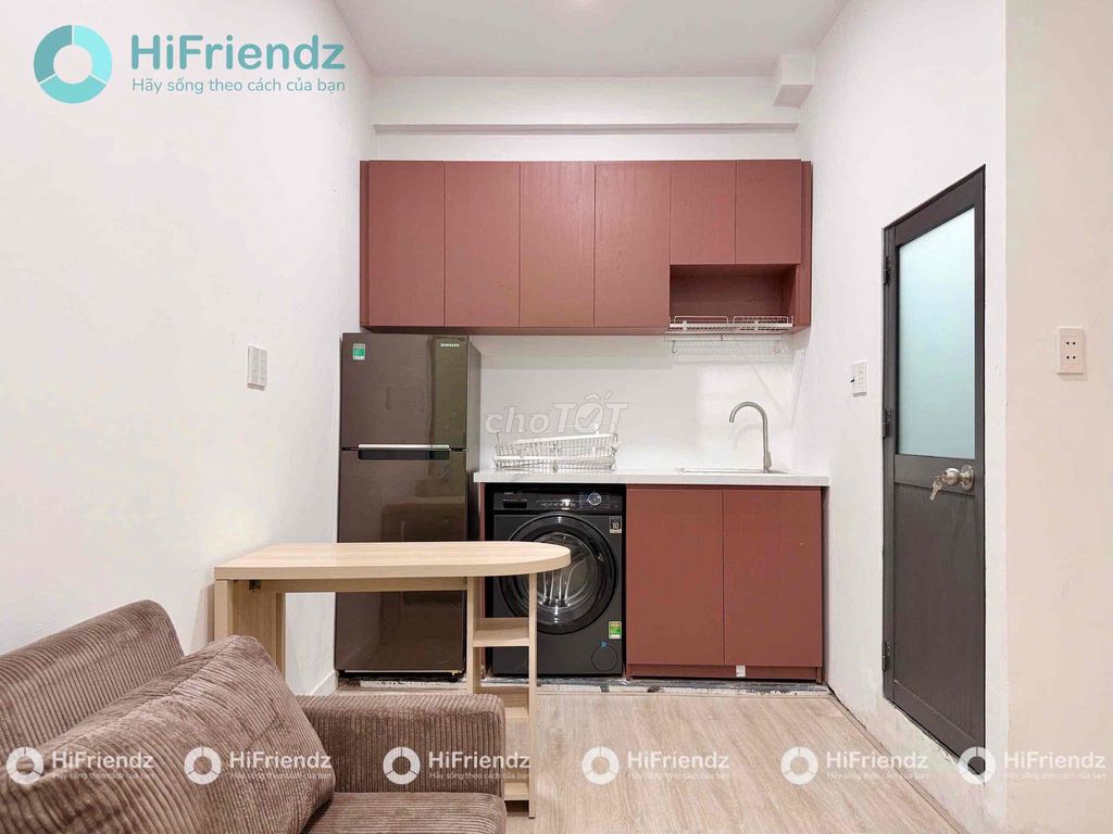 Rent the entire house. 1 st floor. One second floor, War Full's toilet. In Phú Nhuận.