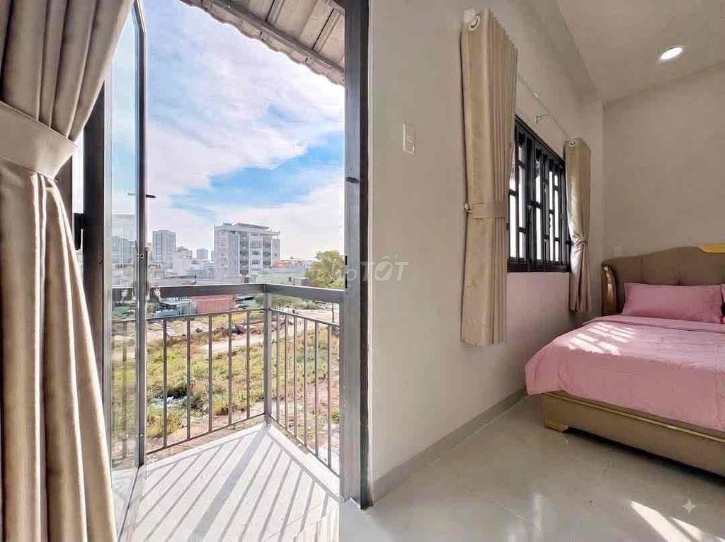The new Studio has built a good price of Hoàng Hoa Thám interior in the Republic E Town