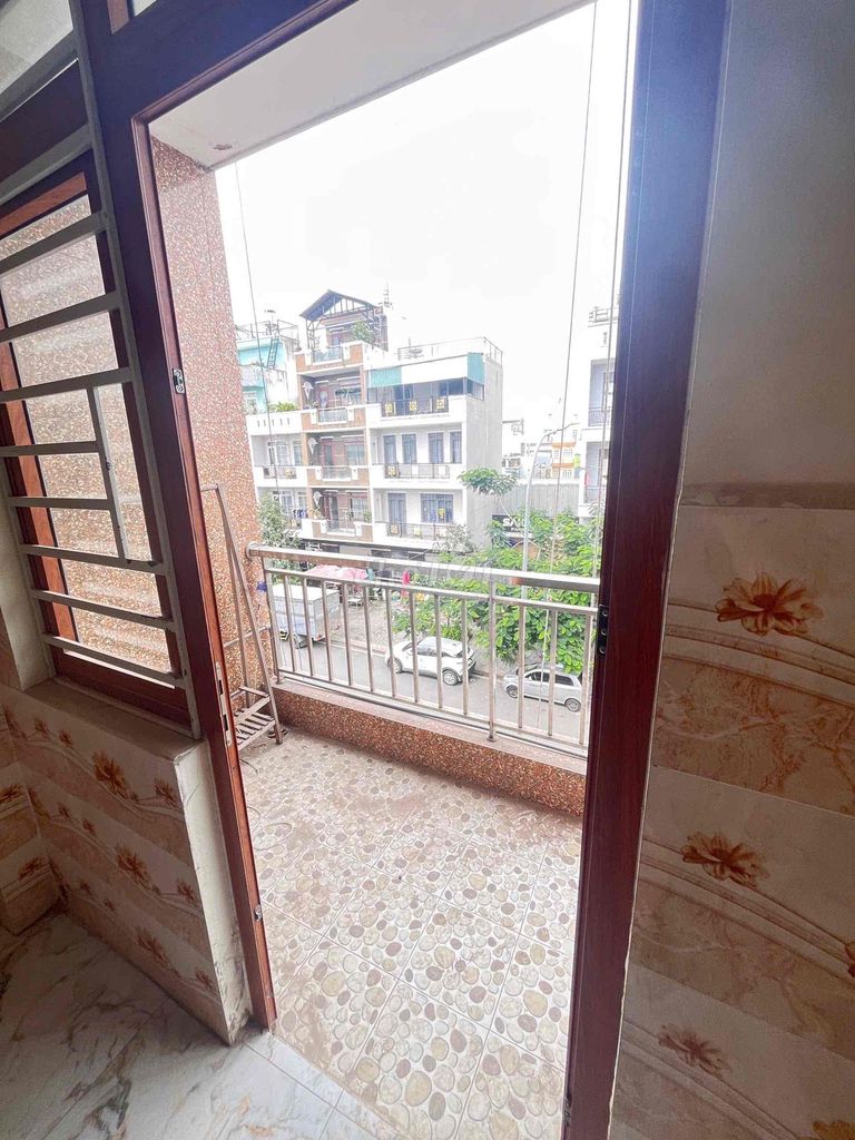 Rent a Trần Trọng Cung balcony - full private washing machine