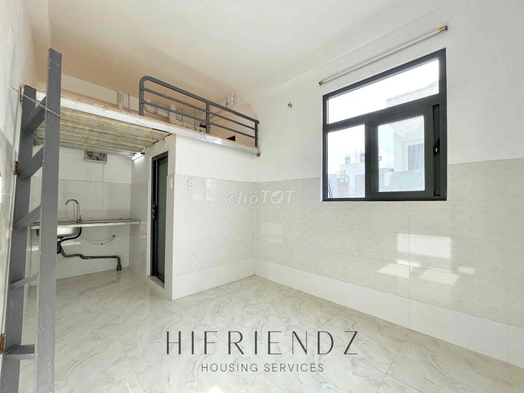Super open-air windows, high guard by the shower, deed, four society.