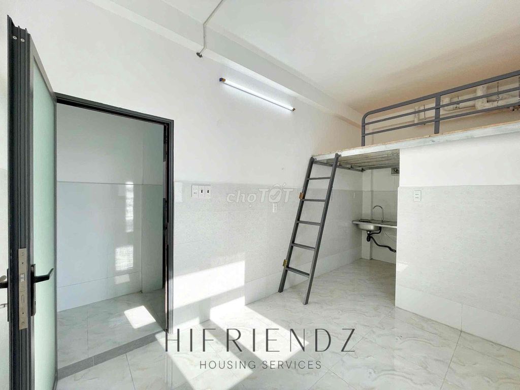 Super open-air windows, high guard by the shower, deed, four society.