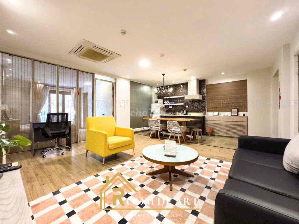 Room 1 . Full Bedroom Qq114 million