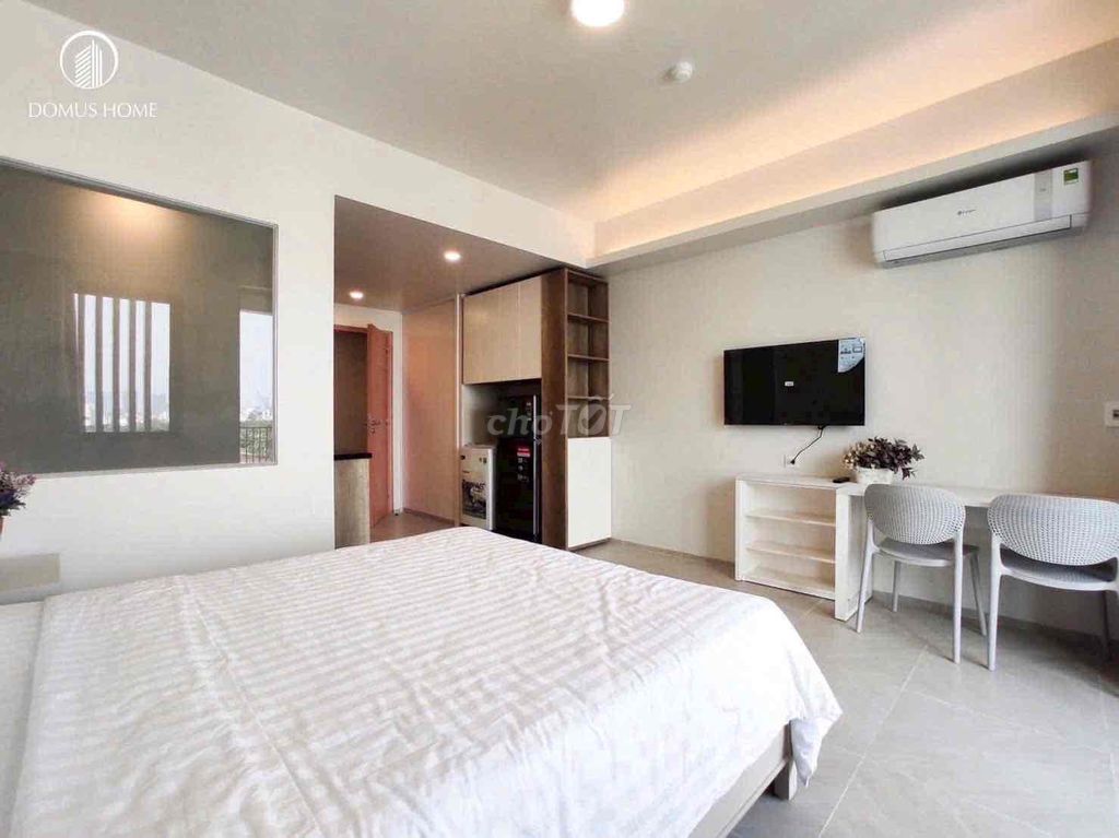 Nguyễn Hữu Cảnh Bình Thạnh balcony apartment near Metro, which is located in District 1 2