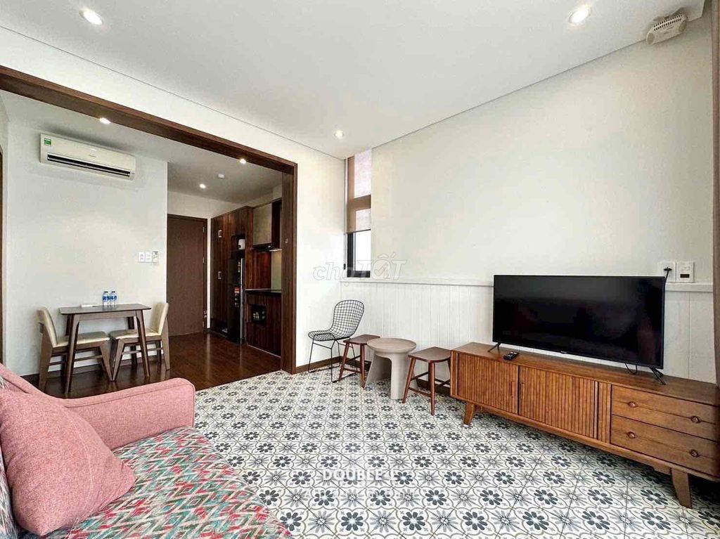 Rent a new one bedroom near the back of the entire Tân Bình district.