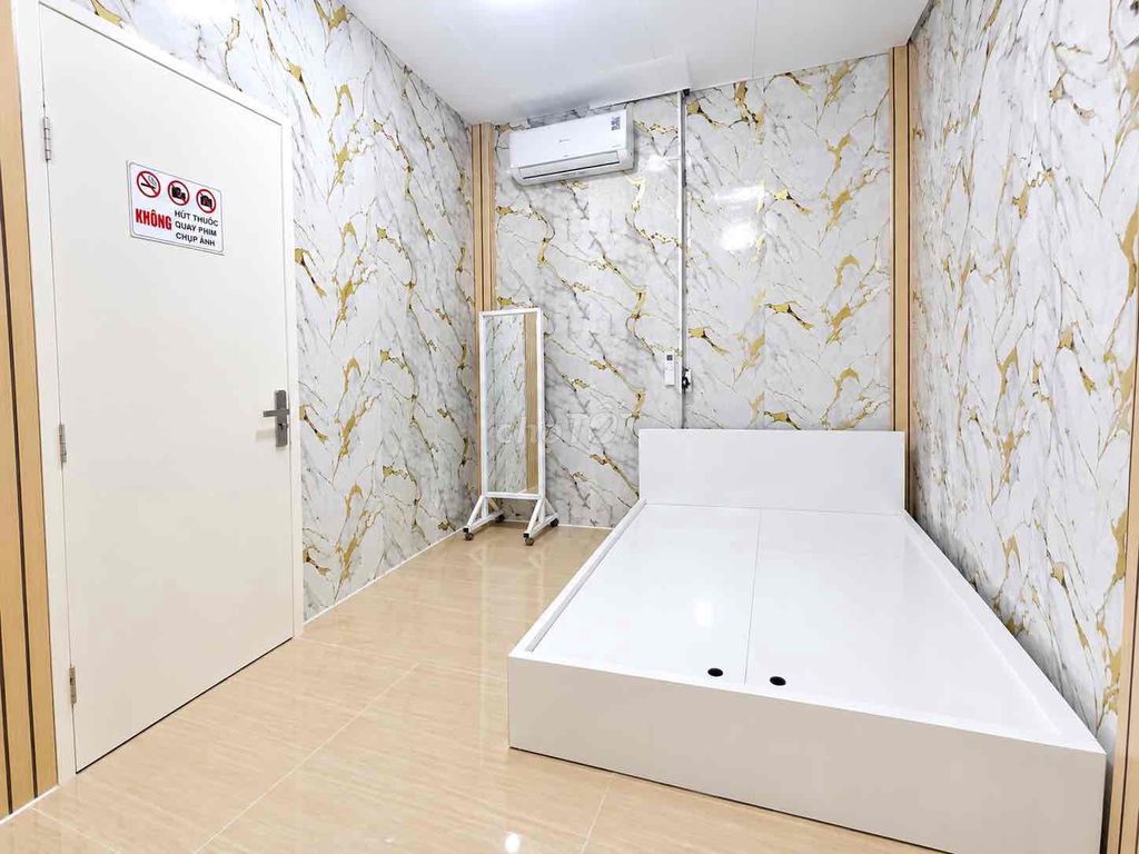 Renting 331 Trần Hưng Đạo Hall, District 1