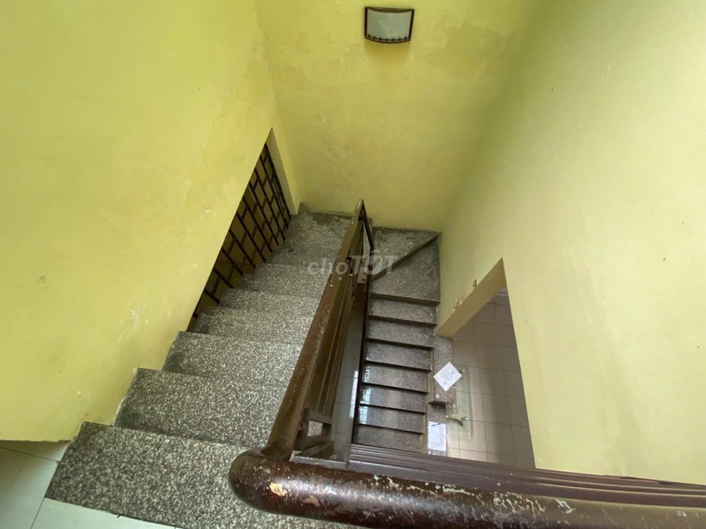 Rent a one-story apartment. Two bedrooms, two Phạm Văn Đồng, Hiệp Bình Chánh.9 million.