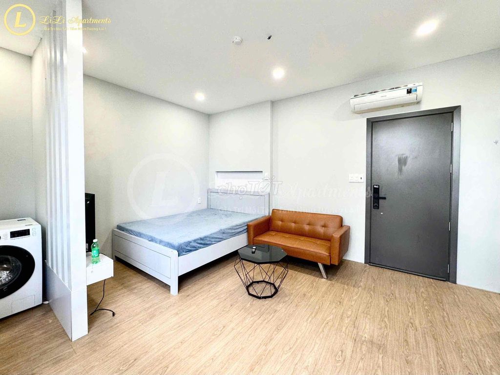 The owner himself hired the house of Tett House near Vincom 10 bedroom 1  mb 11 toilet 60 million