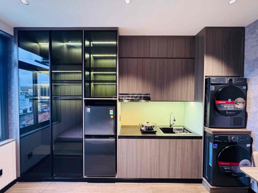 A nice, cheap apartment, high-end furniture, open doors near District 1, District 3.