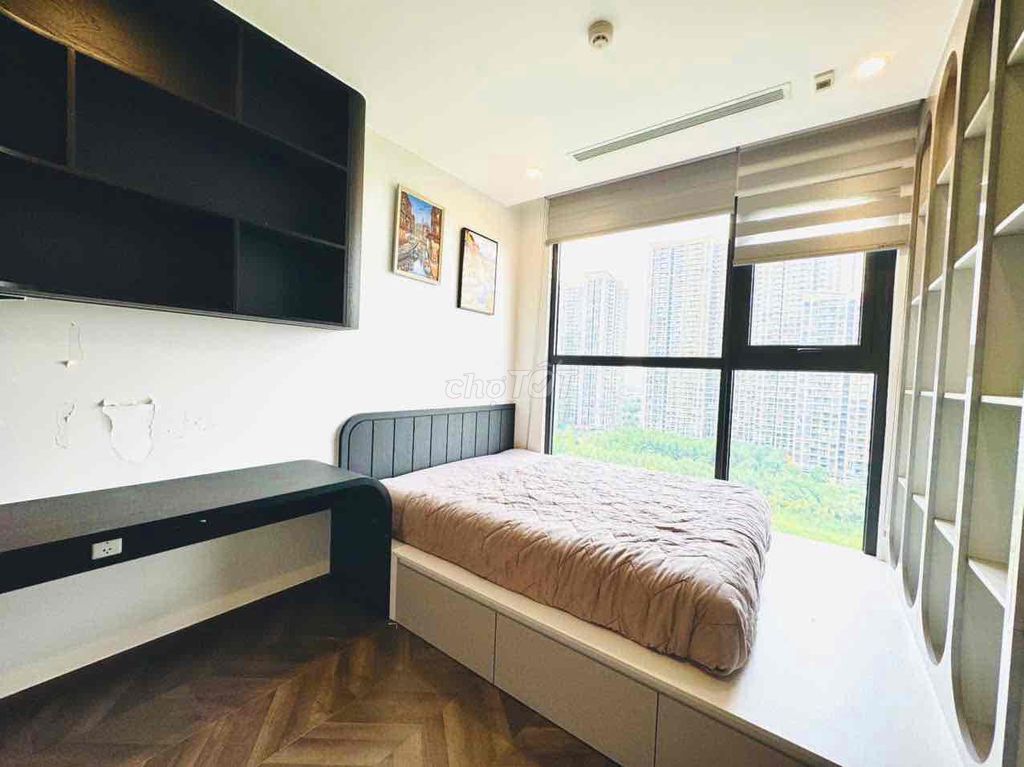 Rent a suite for the Laomes grand par District 9 super-rocketed bedroom.