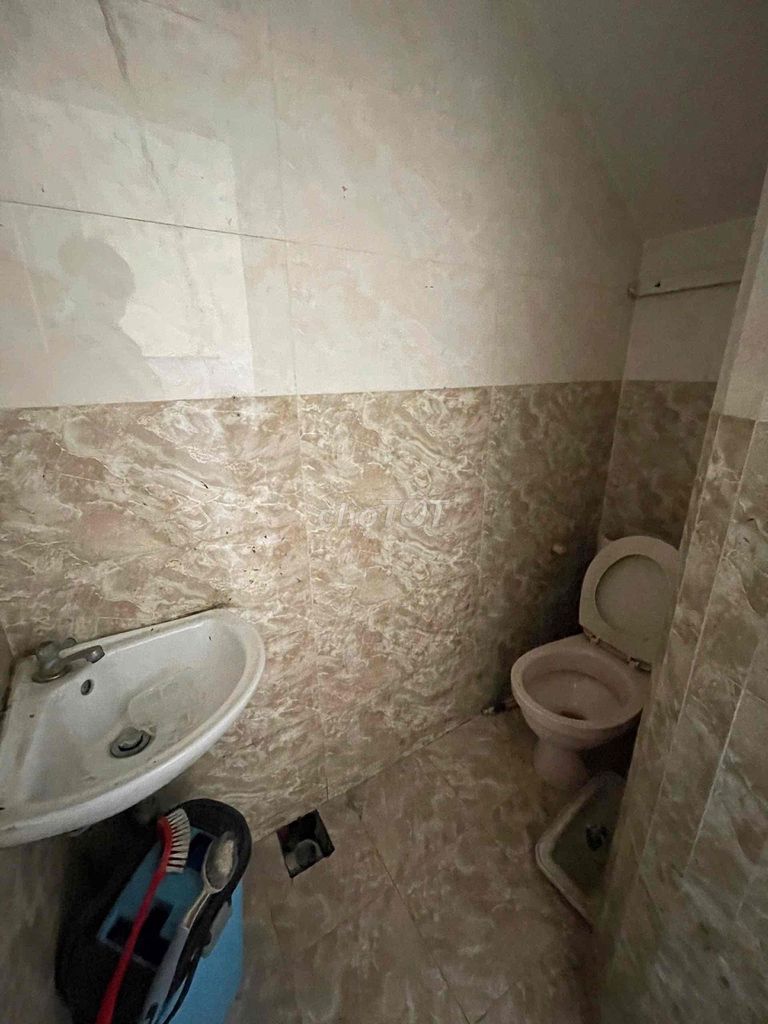 We'll rent a room as a building. 1 .1-floor. Two bedrooms.