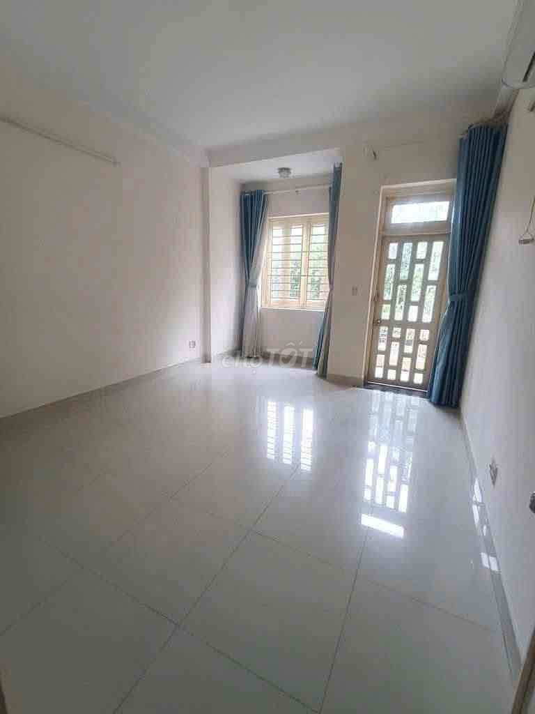 Three bedroom long-term union at 2 rooftop toilets at + vpty+ teaching
