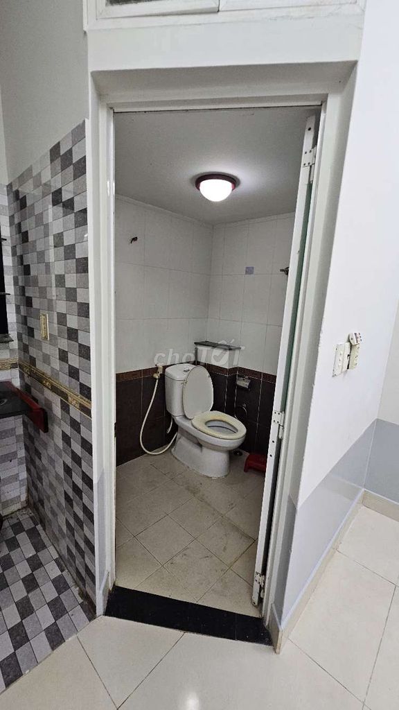 Room for Rent (Transp, District 3)