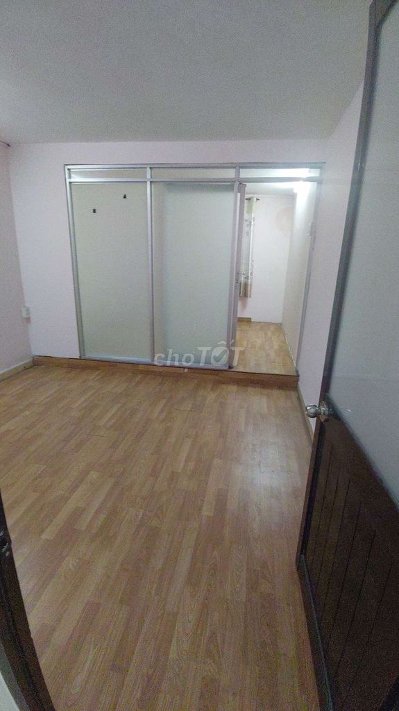 Rent Tây Thạnh floor ground floor 110 M.3 bedroom, murder scene