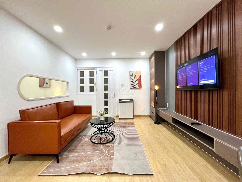 Rent an apartment full of Trần Hưng Đạo. 1st.