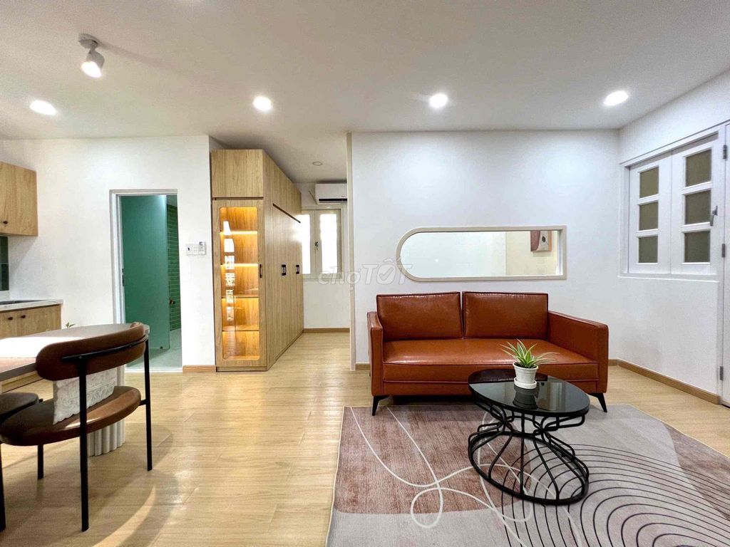 Rent an apartment full of Trần Hưng Đạo. 1st.