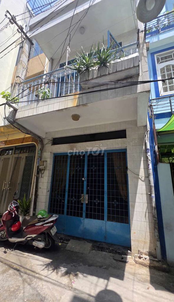 4 x 14 M apartment 4