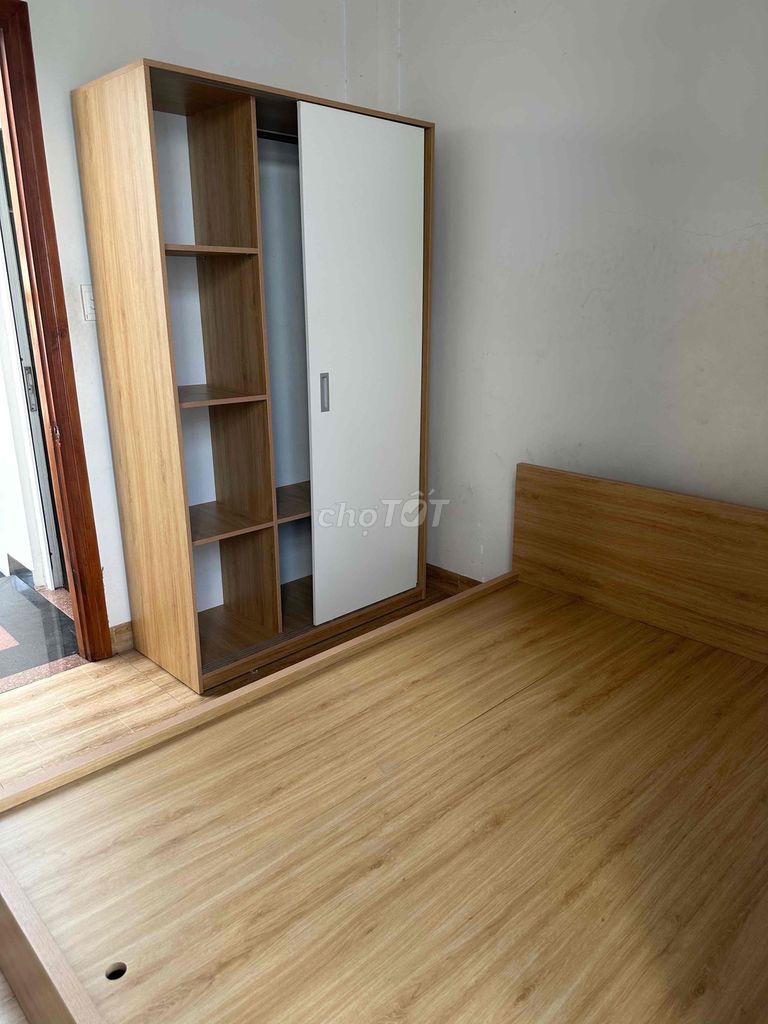Rent room, service room 15th, Tân Bình. balcony, 4x