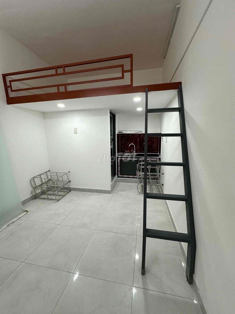 Opening new project 50 P elevators near the University of hutech, table pink, gtvt...