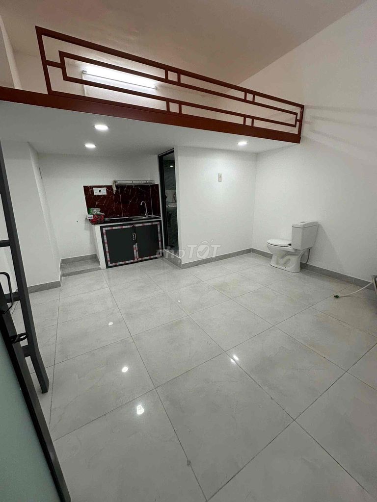 Opening new project 50 P elevators near the University of hutech, table pink, gtvt...