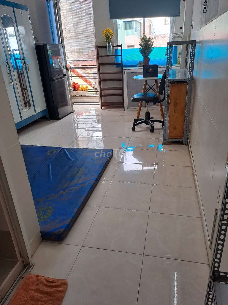 Room 4 trieu for rent