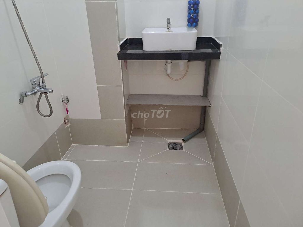 Room 4 trieu for rent