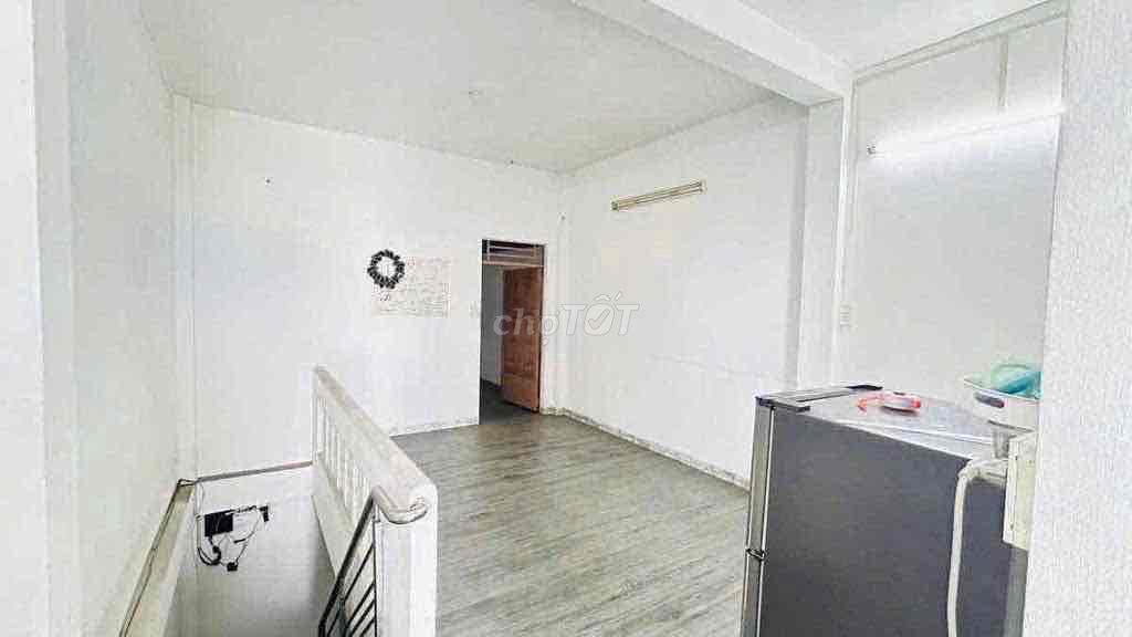Four bedroom suites, four x 20 meters, Âu Cơ, 1894 14, District 11