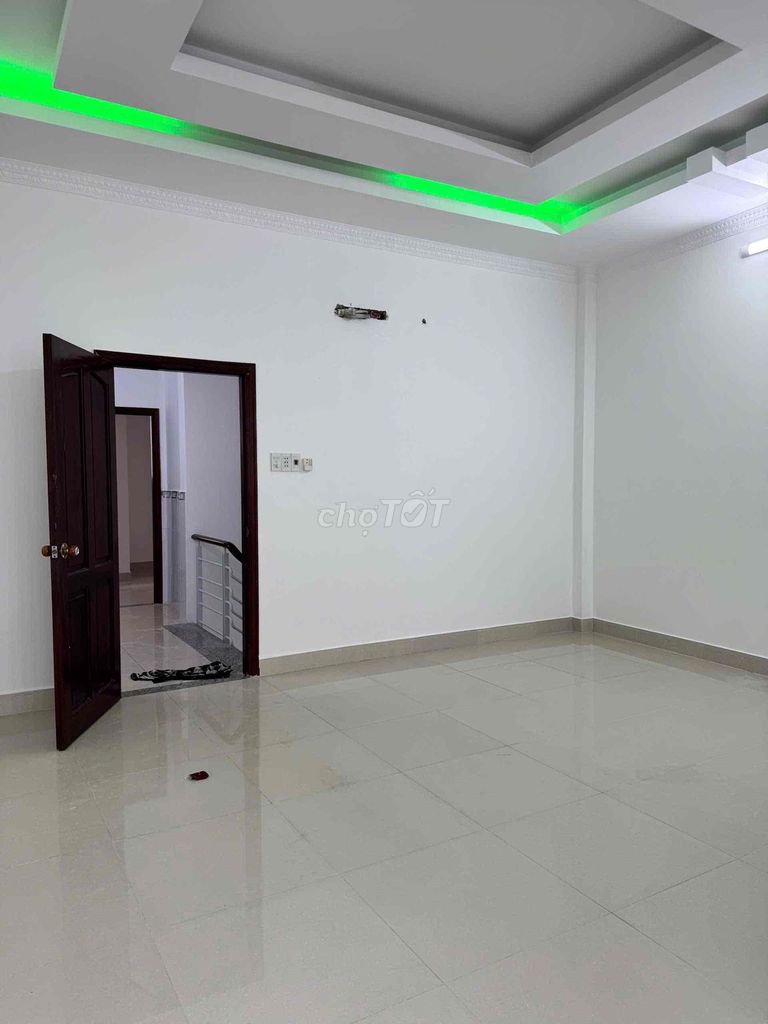 Rent an alley house, turn to Nguyễn Văn Giáp District 2.