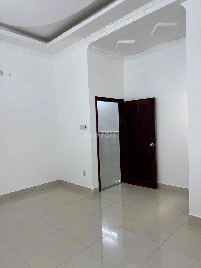 Rent an alley house, turn to Nguyễn Văn Giáp District 2.