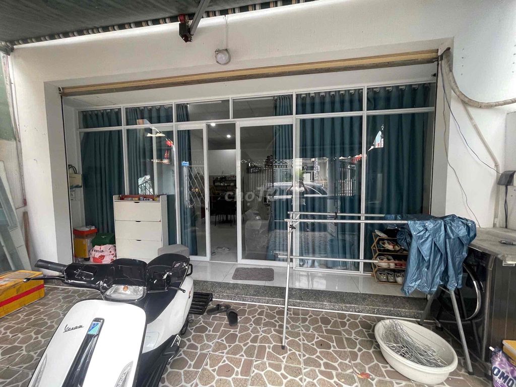 Rent the original house, full interior, 42nd Street, District 2.