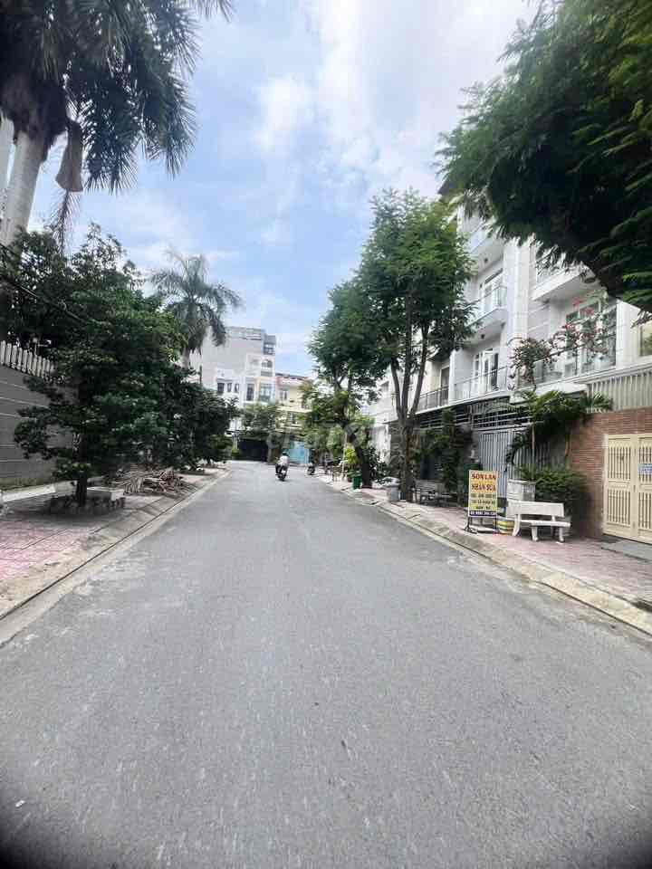 Rent an alley car through 6 Lê Đức Thọ-7-3-3 15 Gò Vấp