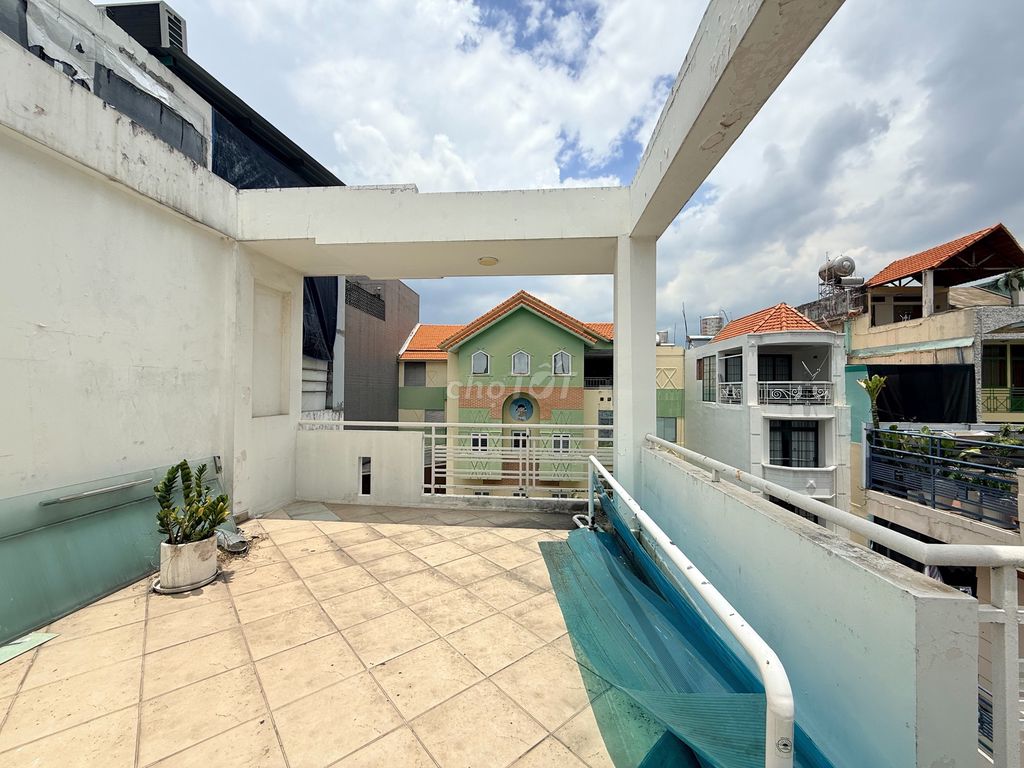 Rent a two-thirty Đặng Dung, Tân Định, District 1,422 m T++3 L+6 bedroom-50 million