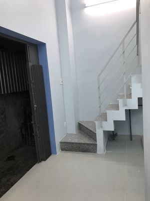 A primary rented house near the Y bridge