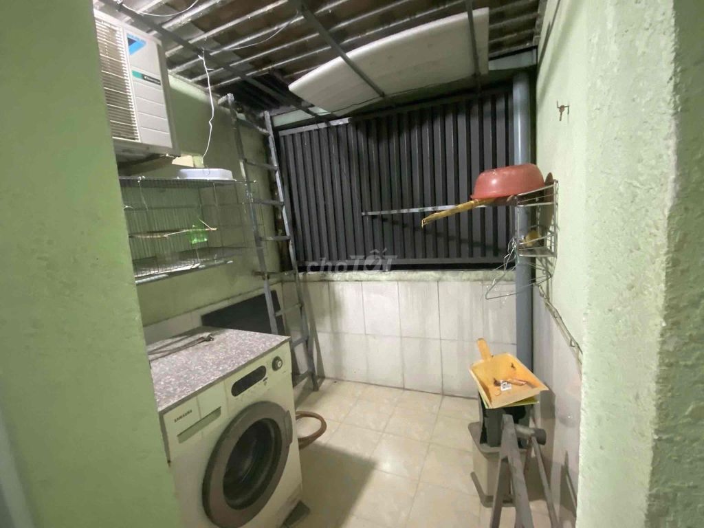 Full interior near the square of 2 bedrooms 2 toilets