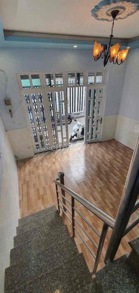 First floor mjt two bedroom 2 toilets in Kyoshi oline vp...