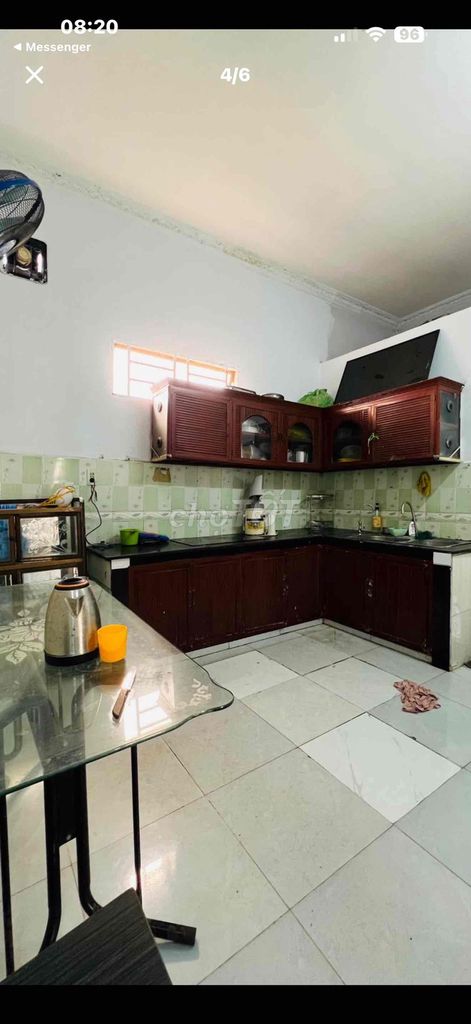 Rent the main refrigerator near the stop of District Station 12 for 6 million 2 p stupid