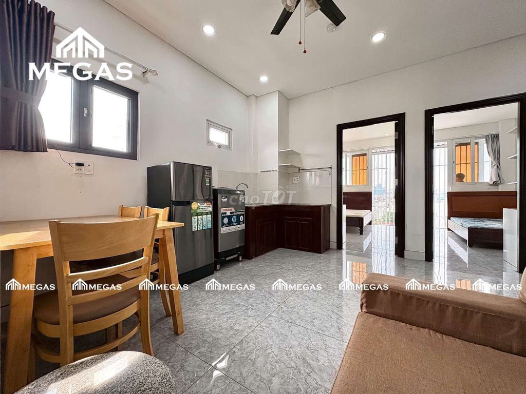 Multiple apartment 2 sleeping rooms are 8 million -- close to Mart Mart Mart, University of nt, rmit