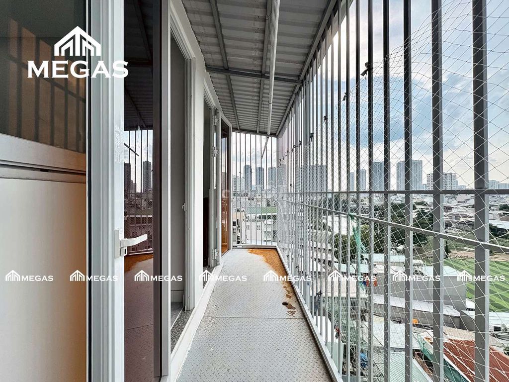Multiple apartment 2 sleeping rooms are 8 million -- close to Mart Mart Mart, University of nt, rmit