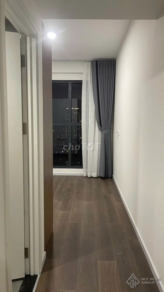 The owner sends Victoria Village apartments. Two bedrooms. 15 million ntcbs.