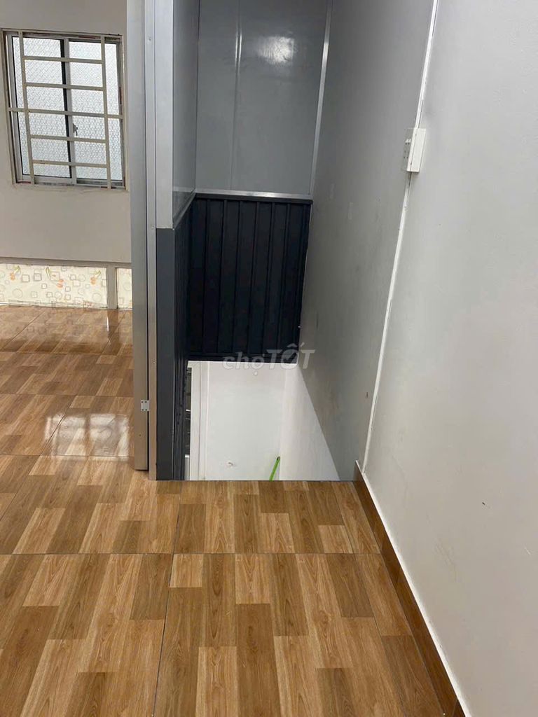 Renting Nguyễn Thị Nhỏ private house, New Republic 1 . 1 .1 floor .9 million a month