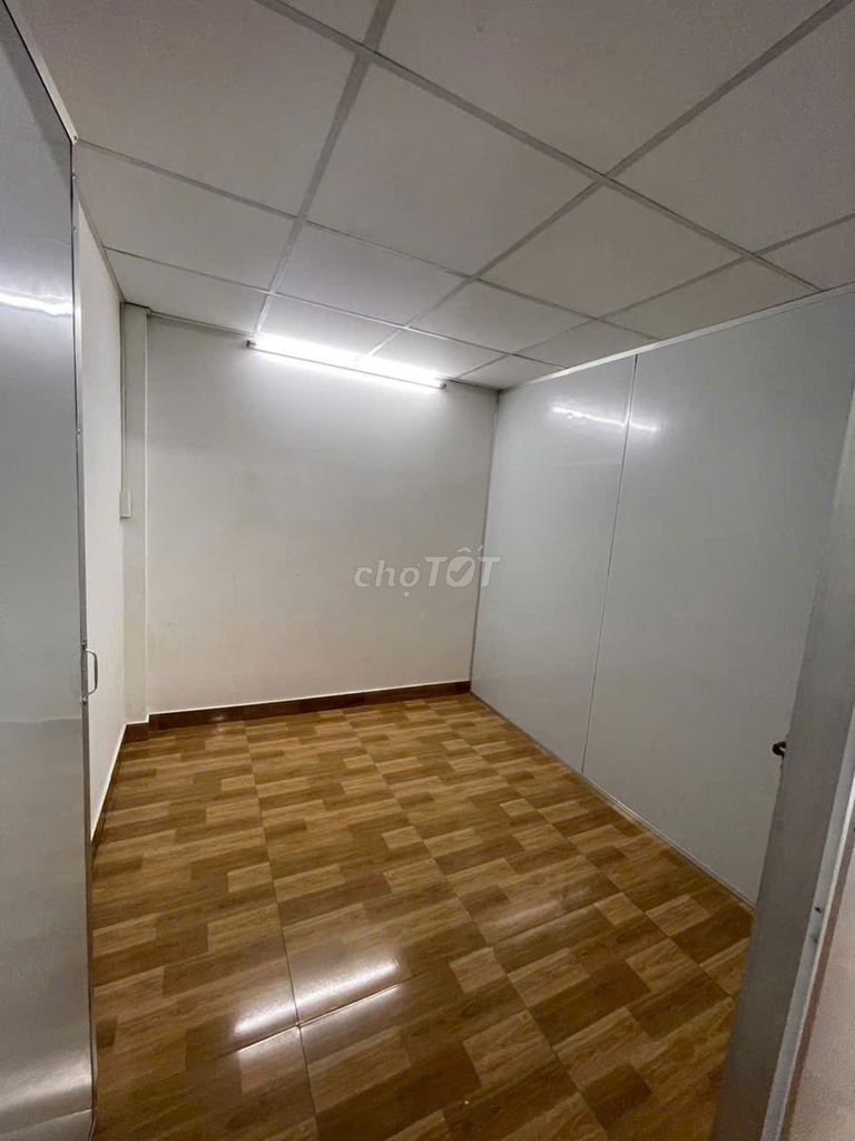 Renting Nguyễn Thị Nhỏ private house, New Republic 1 . 1 .1 floor .9 million a month