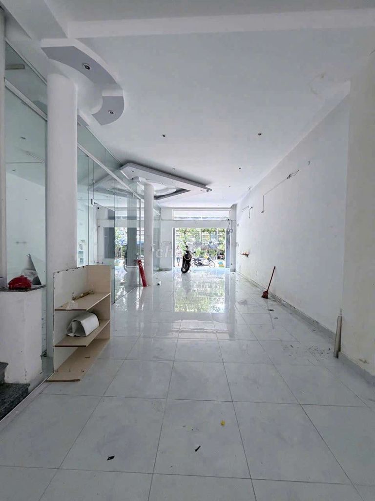 Home 1 Lê Lư 8 X20 M, 1 ground, 2 stories, well, 40 million