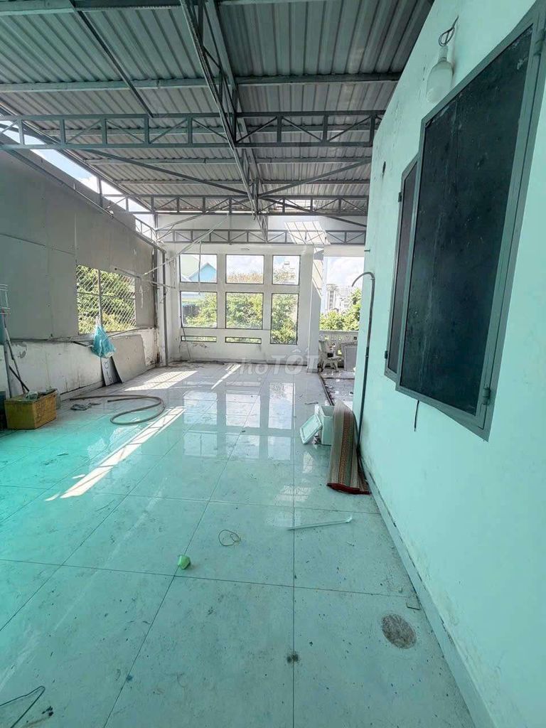 Home 1 Lê Lư 8 X20 M, 1 ground, 2 stories, well, 40 million