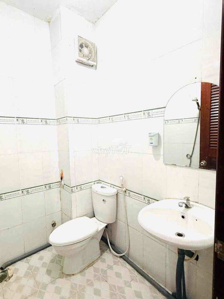 Linh Chiểu hotel-- Thủ Đức 01 near University spkt