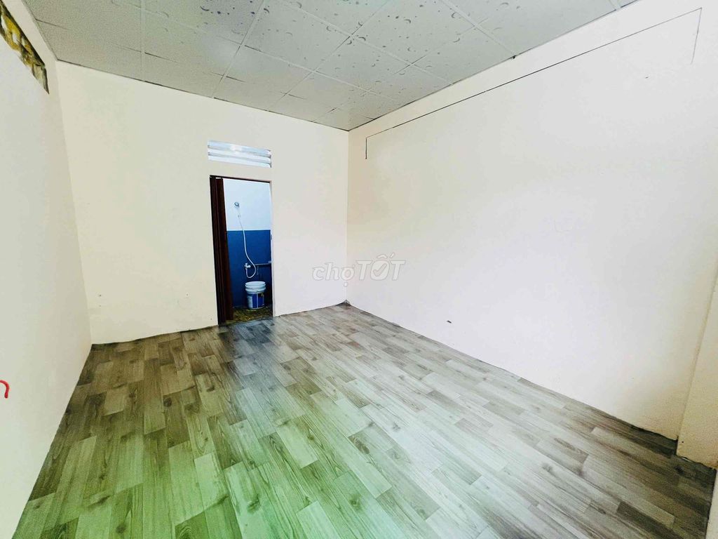 Move in. In the cool corner, the Bình Tân.