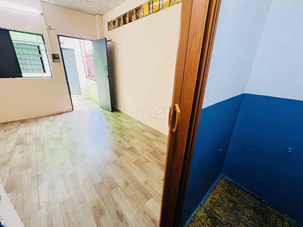 Move in. In the cool corner, the Bình Tân.