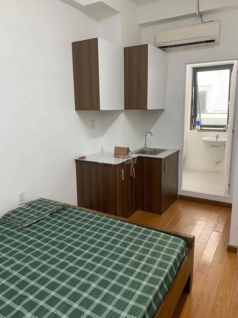Renting apartment lakeview District 2.