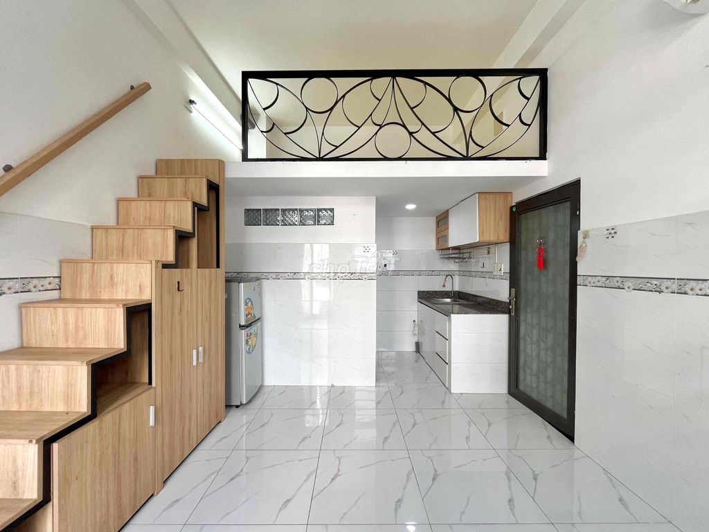 apartment 410 balcony 4 Full new furniture opposite etown Cộng Hoà