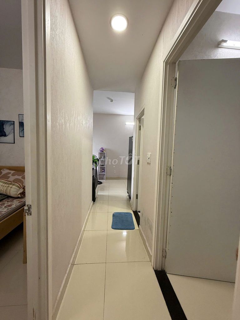 Two bedrooms. One Topaz Home-full bathroom for 7 million.