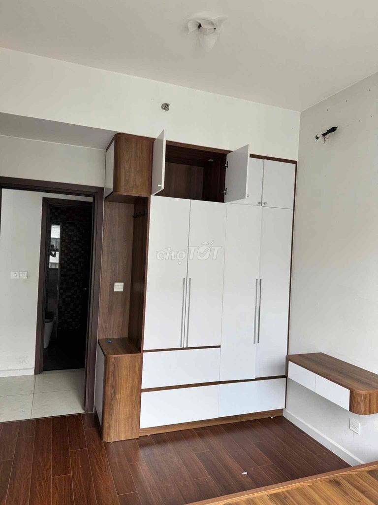 Rent PICER_tx13, foot of stumbling-Toy C4, full interior