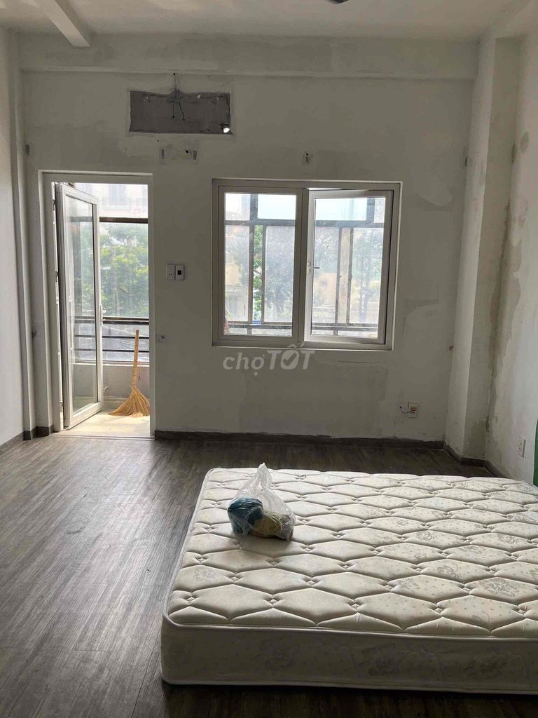 Rent a second-story apartment. Leung Road. Bến Thành. District 1